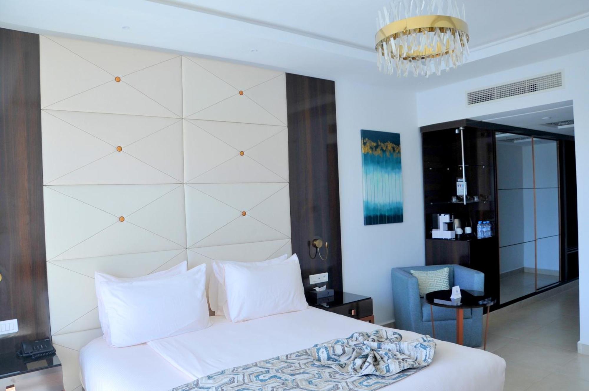 Pickalbatros White (adults Only) 5*